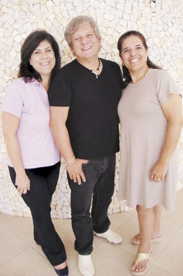 Eleonora B. Sandoval, o banqueteiro Marcelo Sampaio (SP) e Ana Teresa D. Benedetti